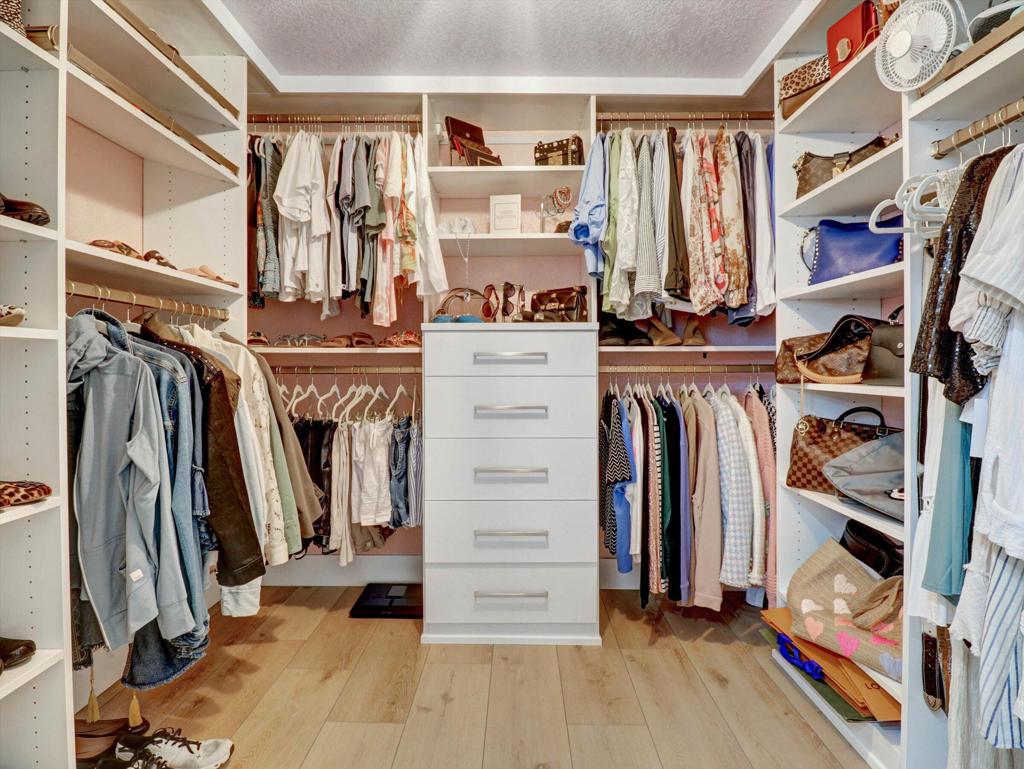 77897 Woodhaven Dr S Drive S