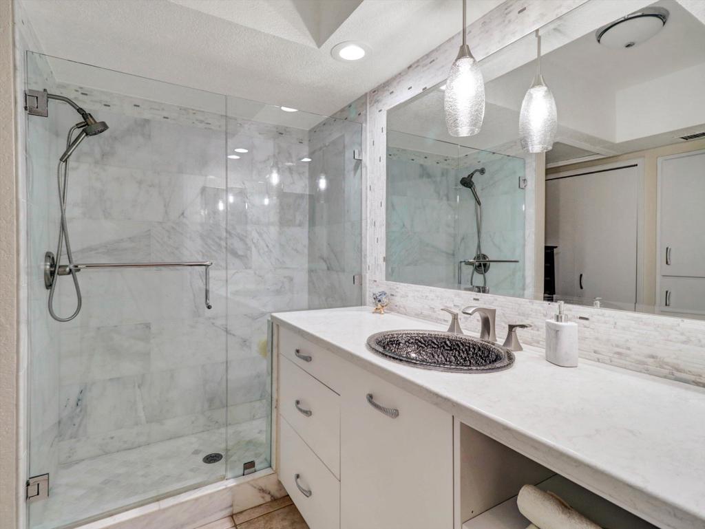 77897 Woodhaven Dr S Drive S