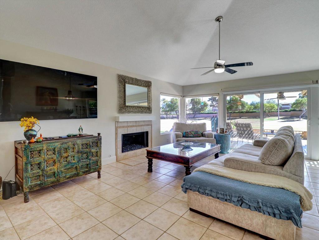 77897 Woodhaven Dr S Drive S