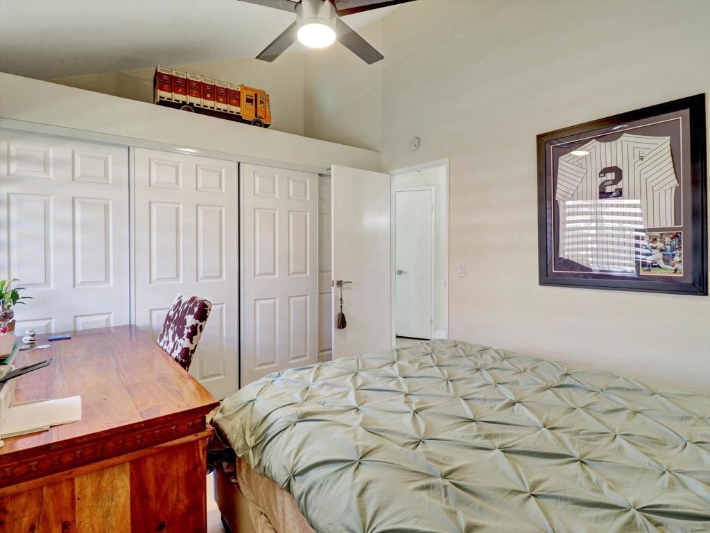 77897 Woodhaven Dr S Drive S