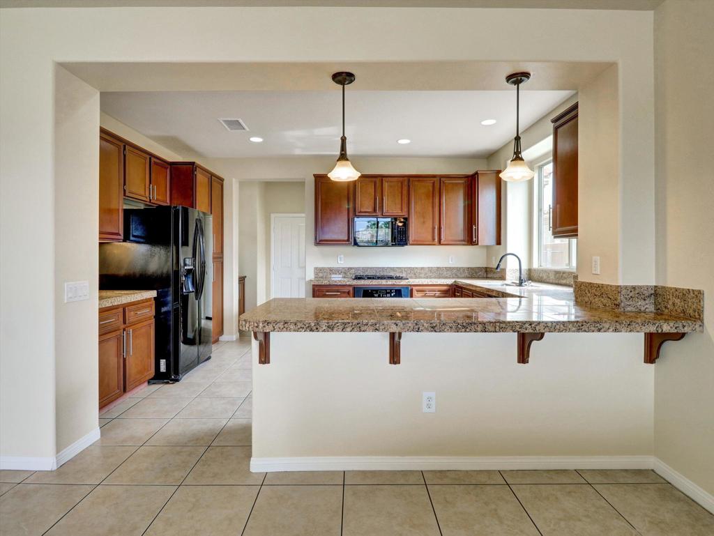 42073 Hideaway Street