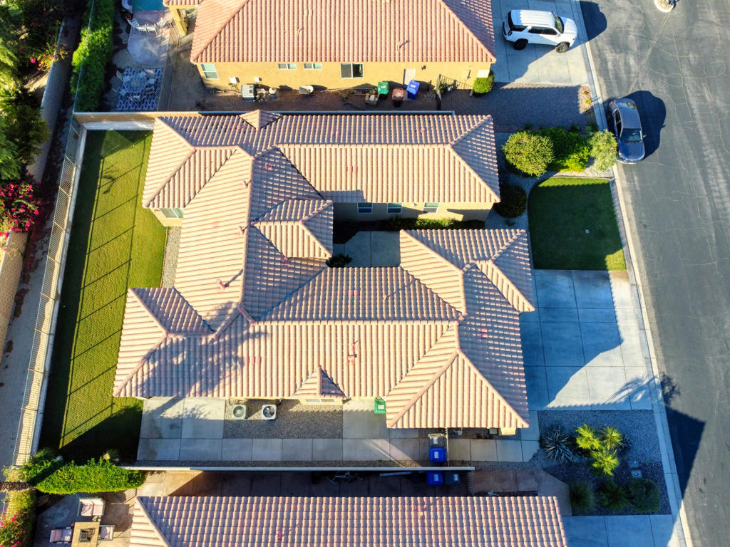 42073 Hideaway Street