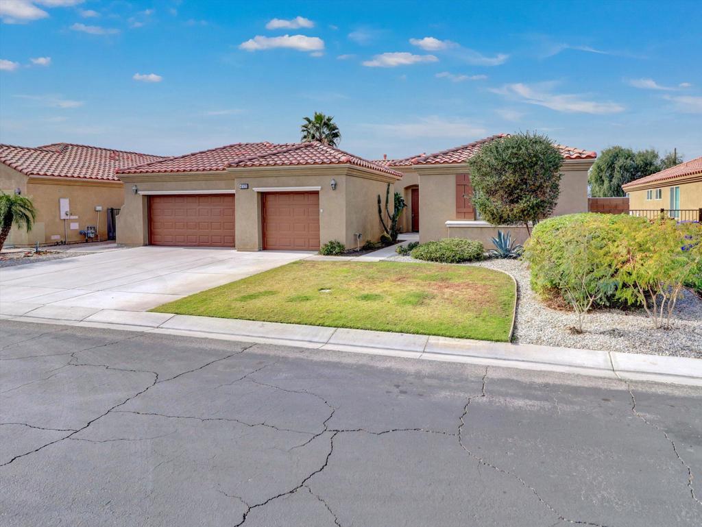 42073 Hideaway Street