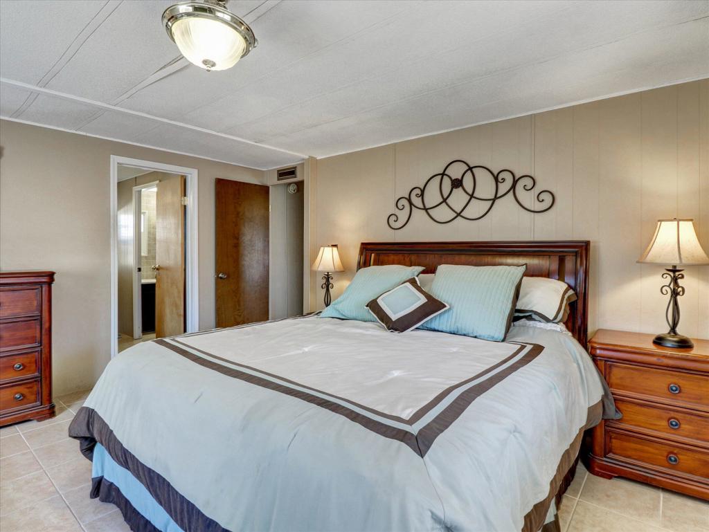 51555 Monroe Street 110