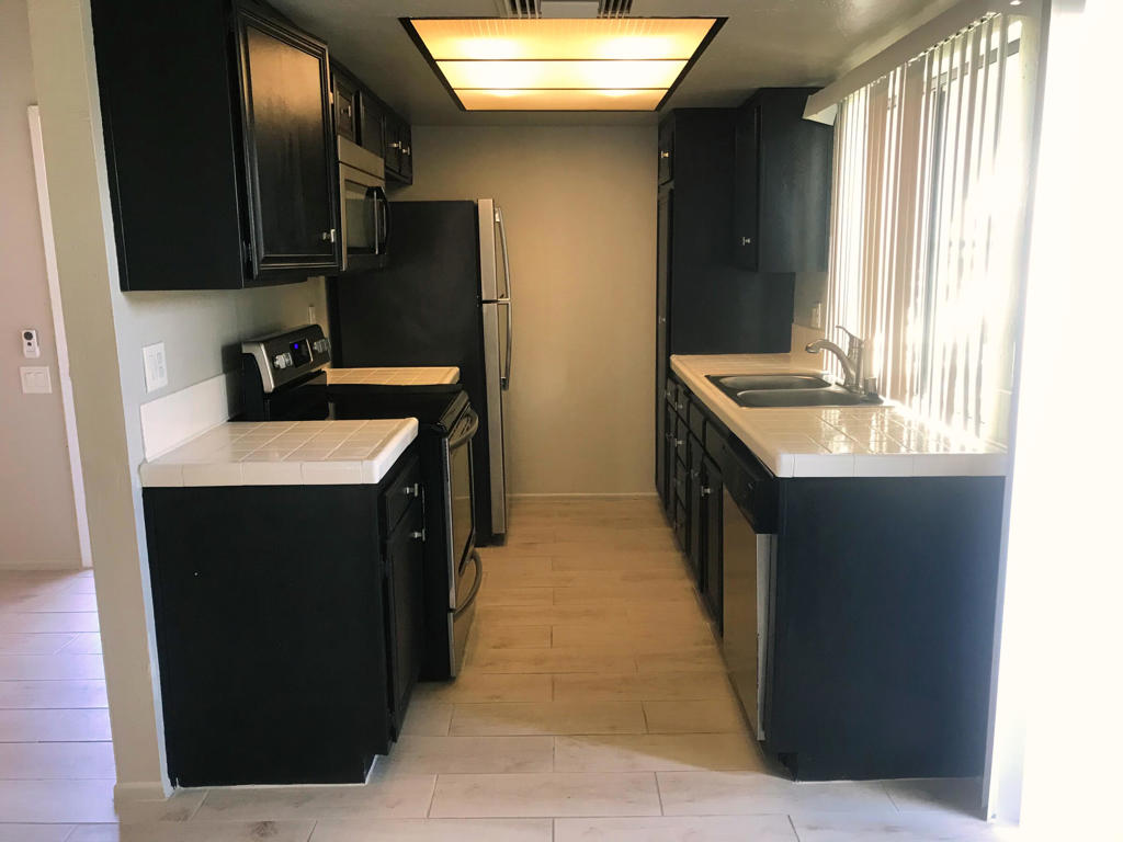 525 S Thornhill Road