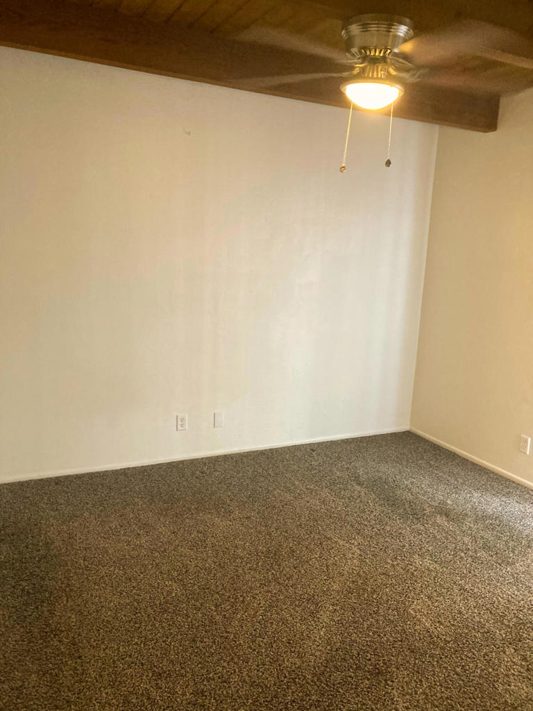 525 S Thornhill Road