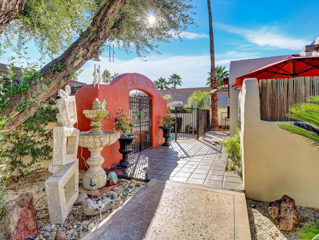 525 S Thornhill Road