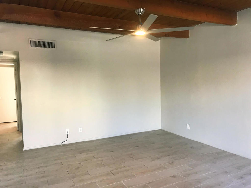 525 S Thornhill Road