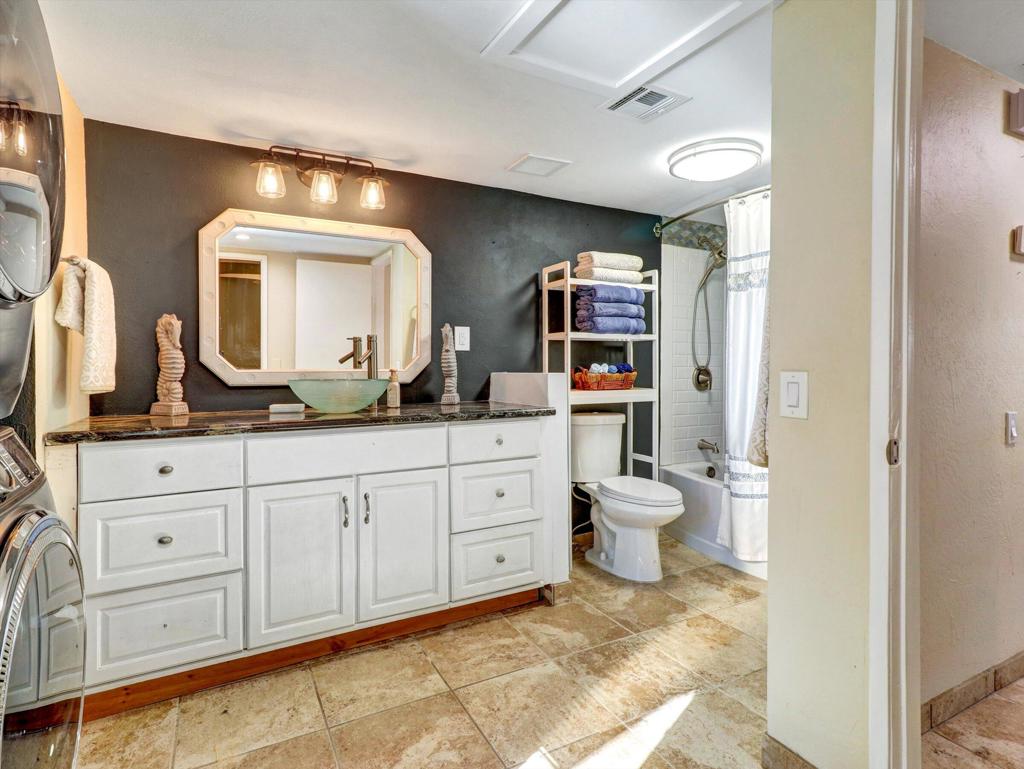 525 S Thornhill Road