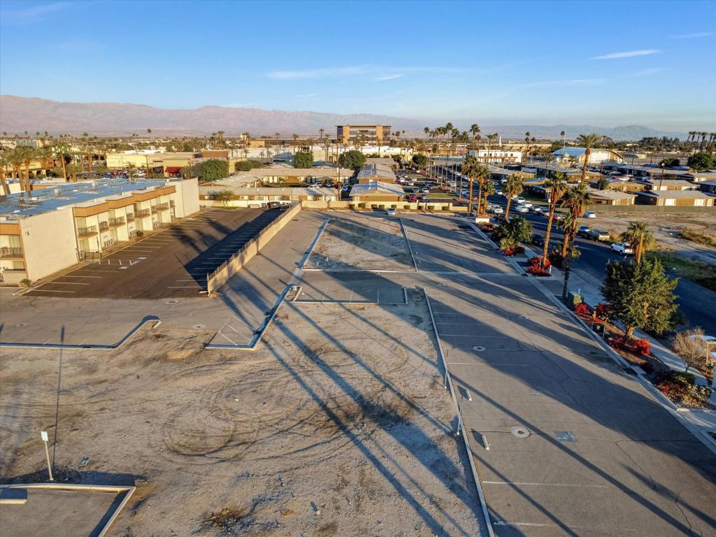 Rubidoux Street