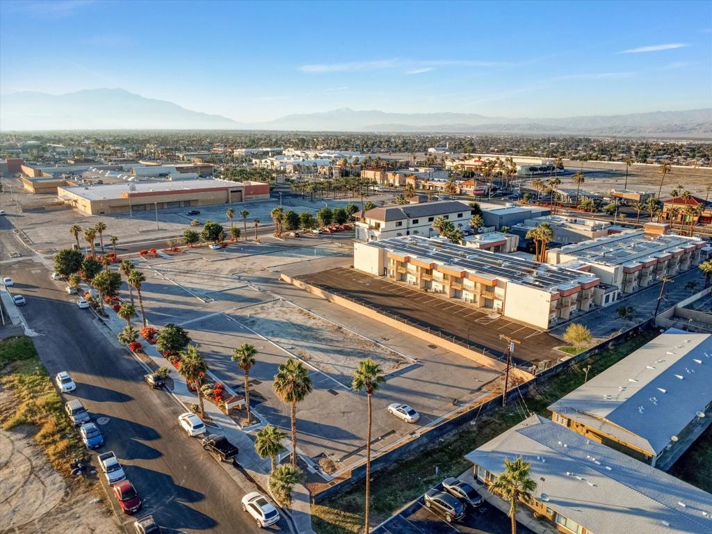 Rubidoux Street