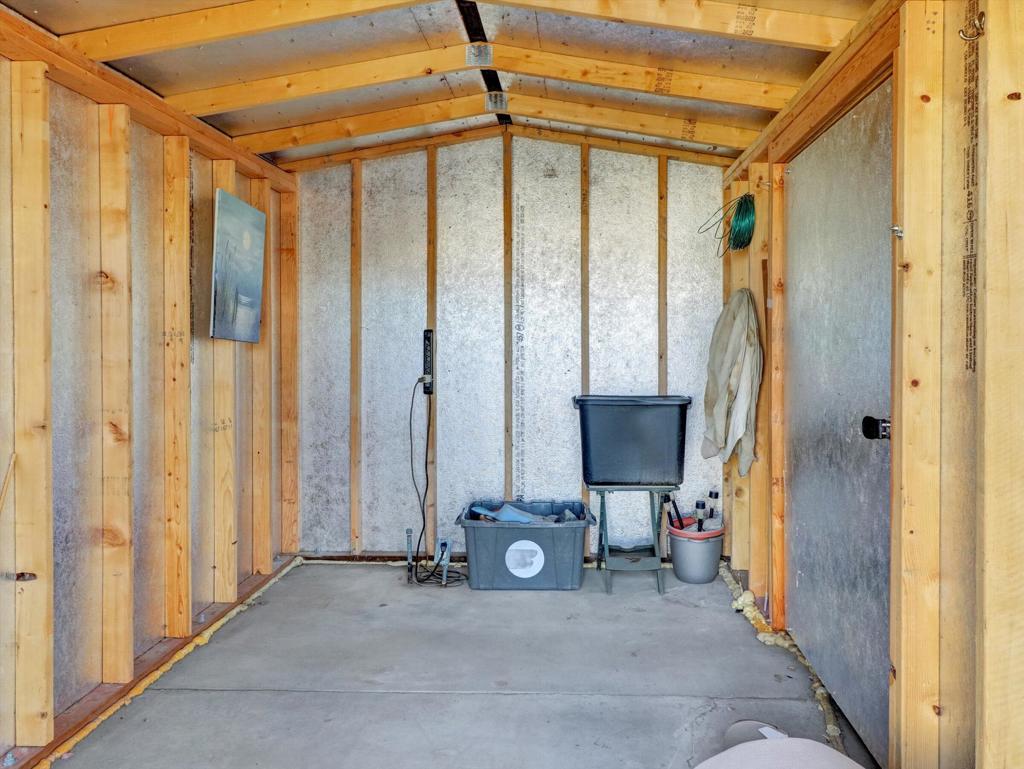 73549 Algonquin Place