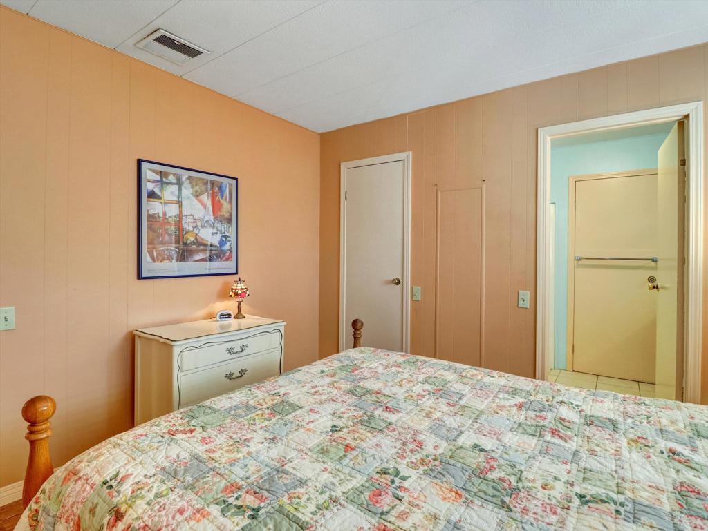 73549 Algonquin Place