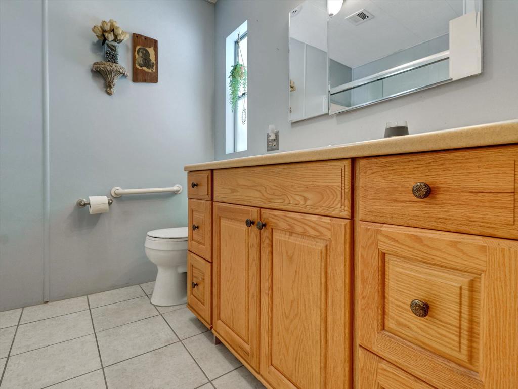 73549 Algonquin Place