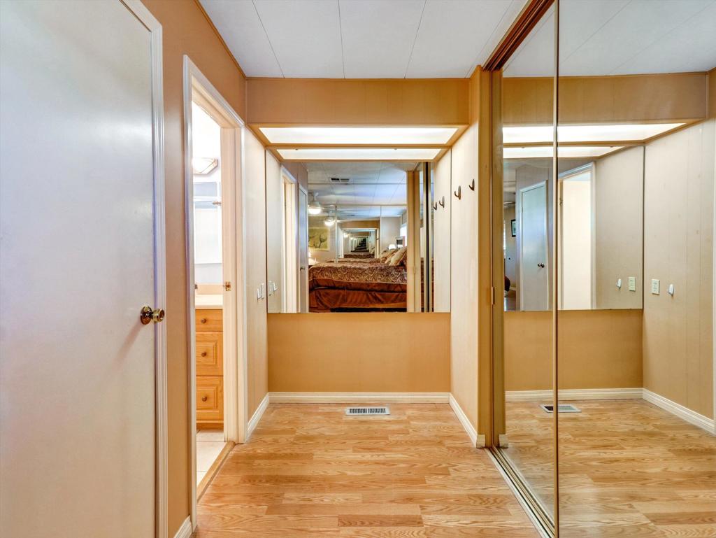 73549 Algonquin Place