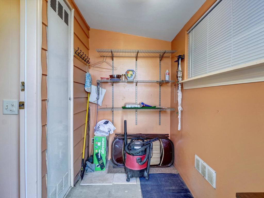 73549 Algonquin Place