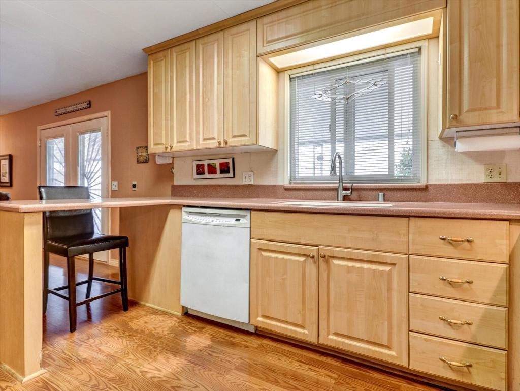 73549 Algonquin Place