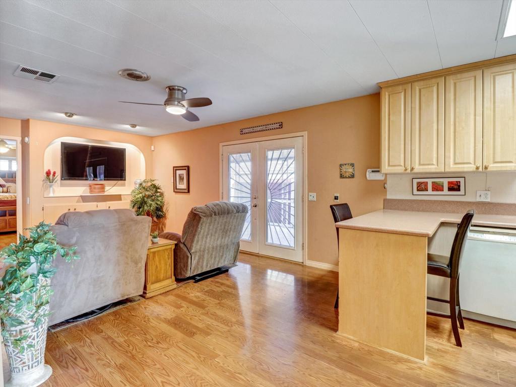 73549 Algonquin Place