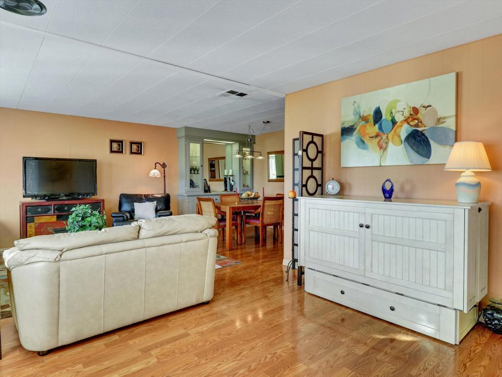 73549 Algonquin Place