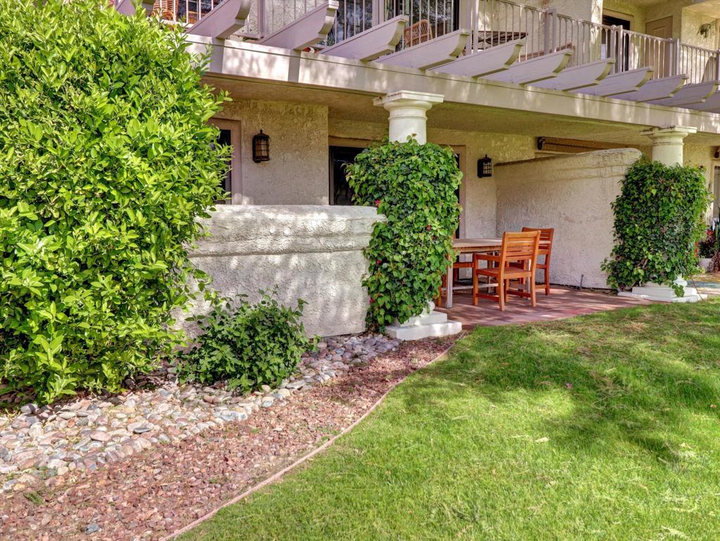 2001 E Camino Parocela G45