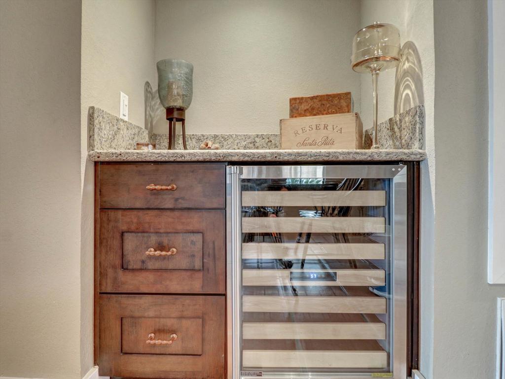 2001 E Camino Parocela G45