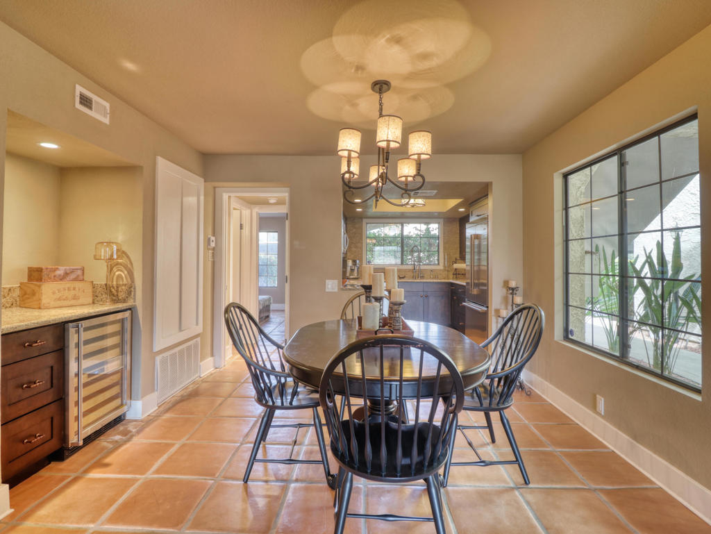 2001 E Camino Parocela G45