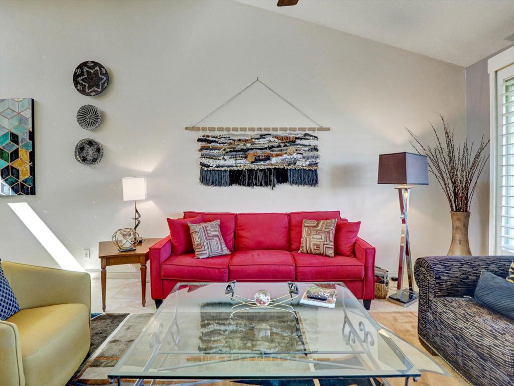 76752 Chrysanthemum Way