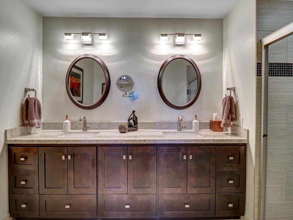 76752 Chrysanthemum Way