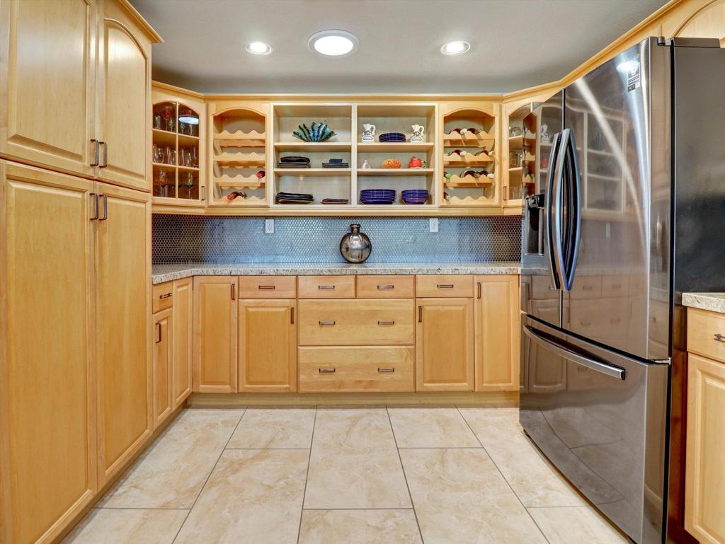 76752 Chrysanthemum Way