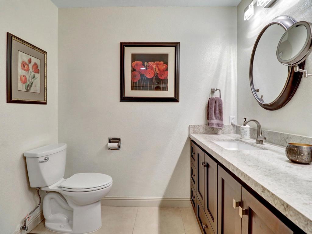 76752 Chrysanthemum Way