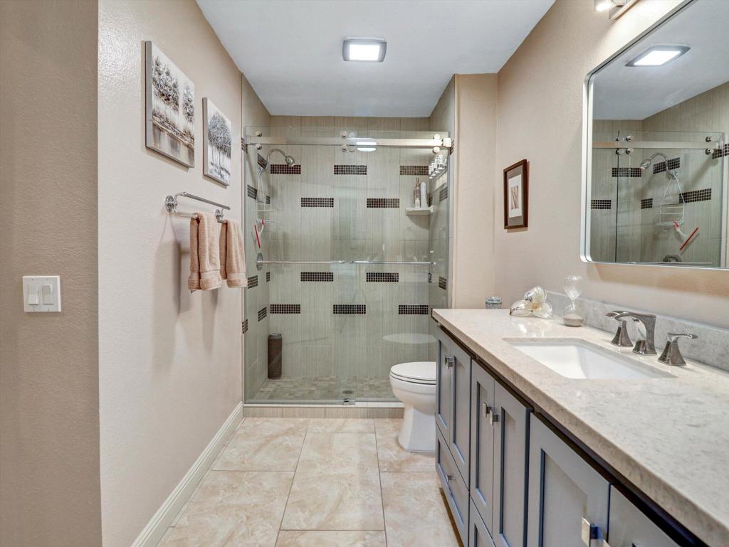 76752 Chrysanthemum Way