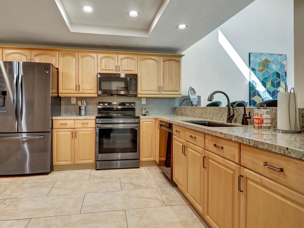 76752 Chrysanthemum Way