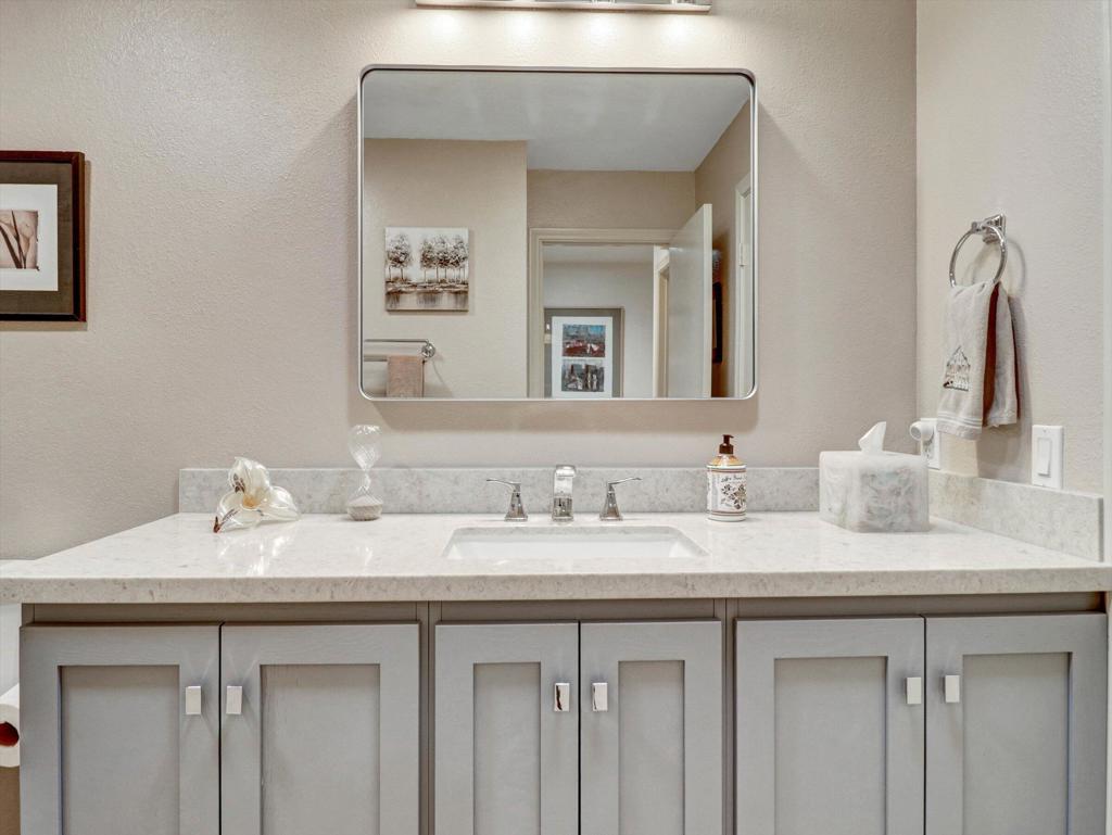 76752 Chrysanthemum Way