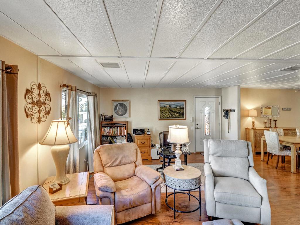 49305 California 74 139