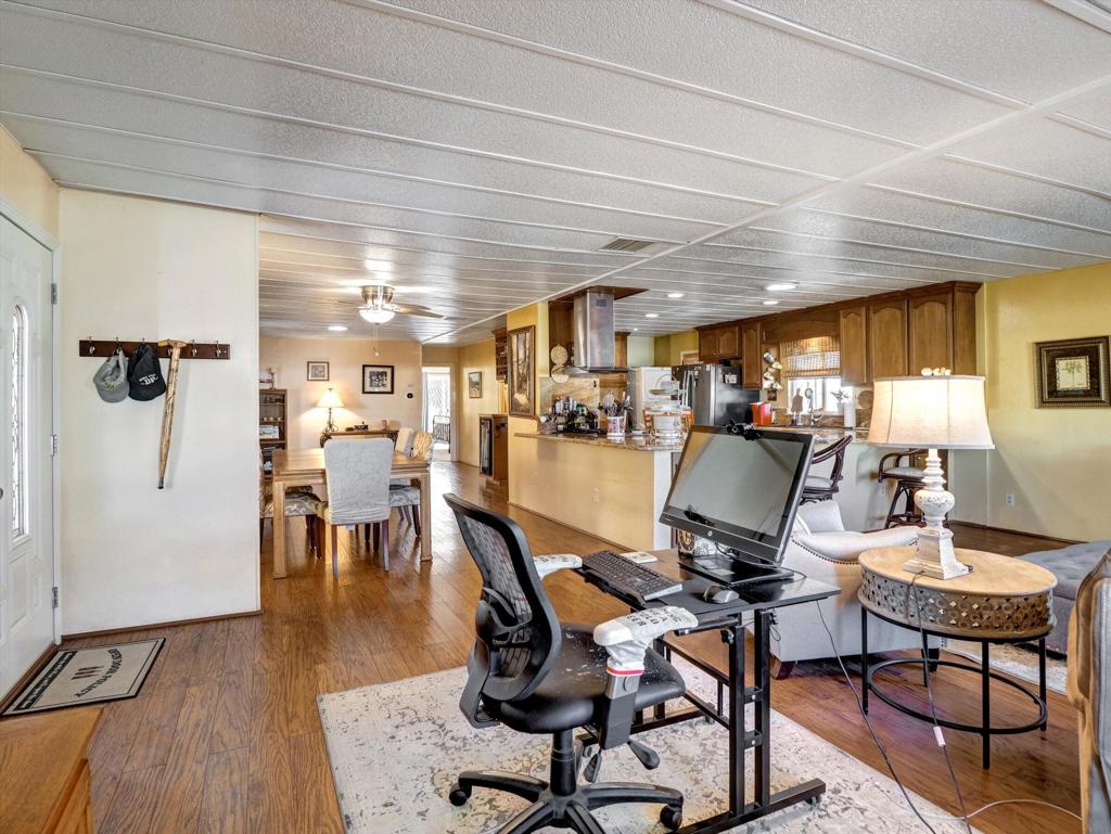 49305 California 74 139