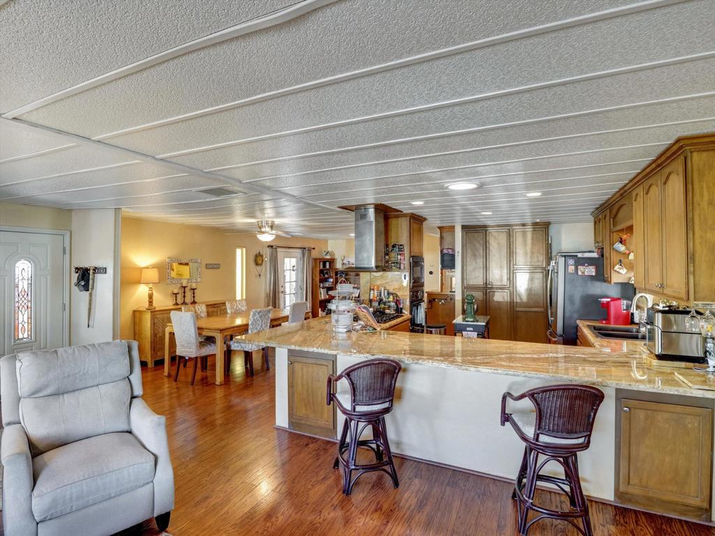 49305 California 74 139