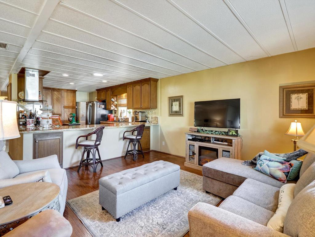 49305 California 74 139