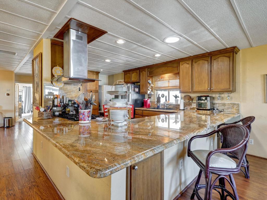 49305 California 74 139