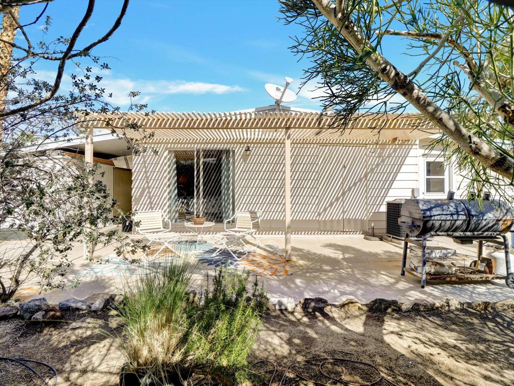 49305 California 74 139