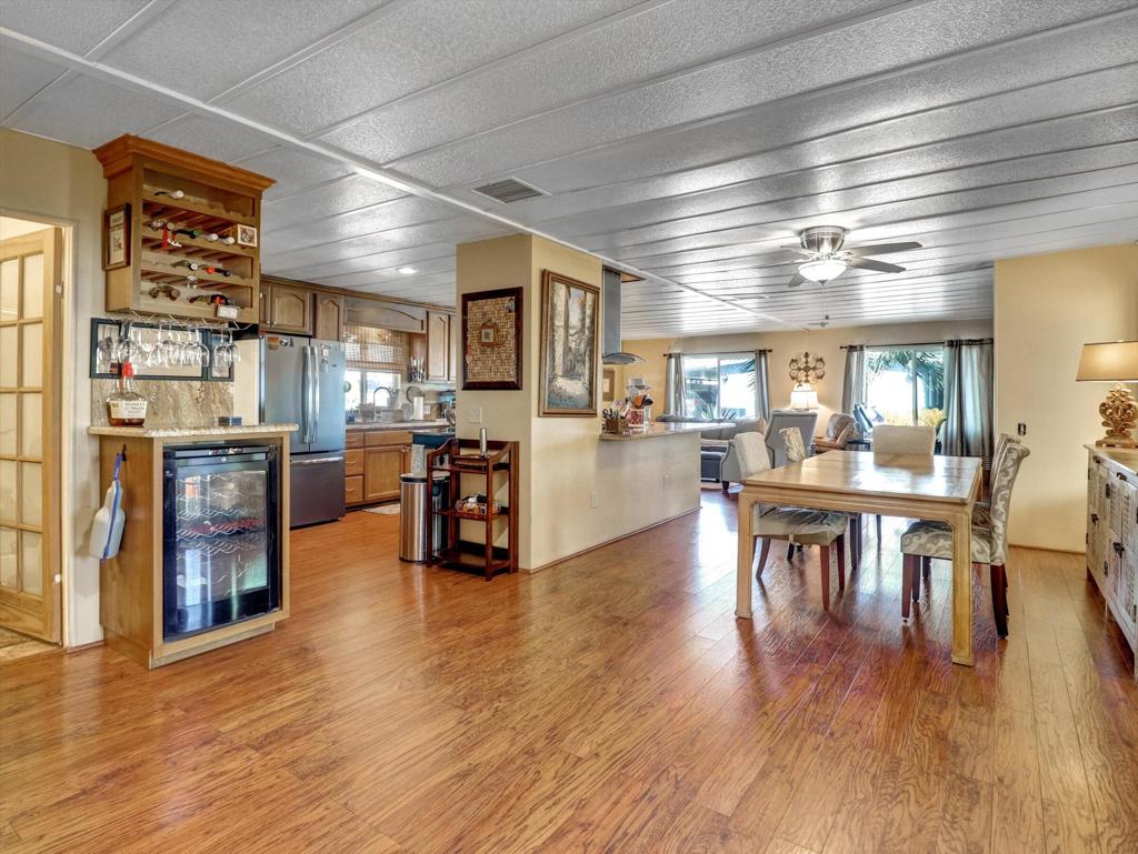 49305 California 74 139