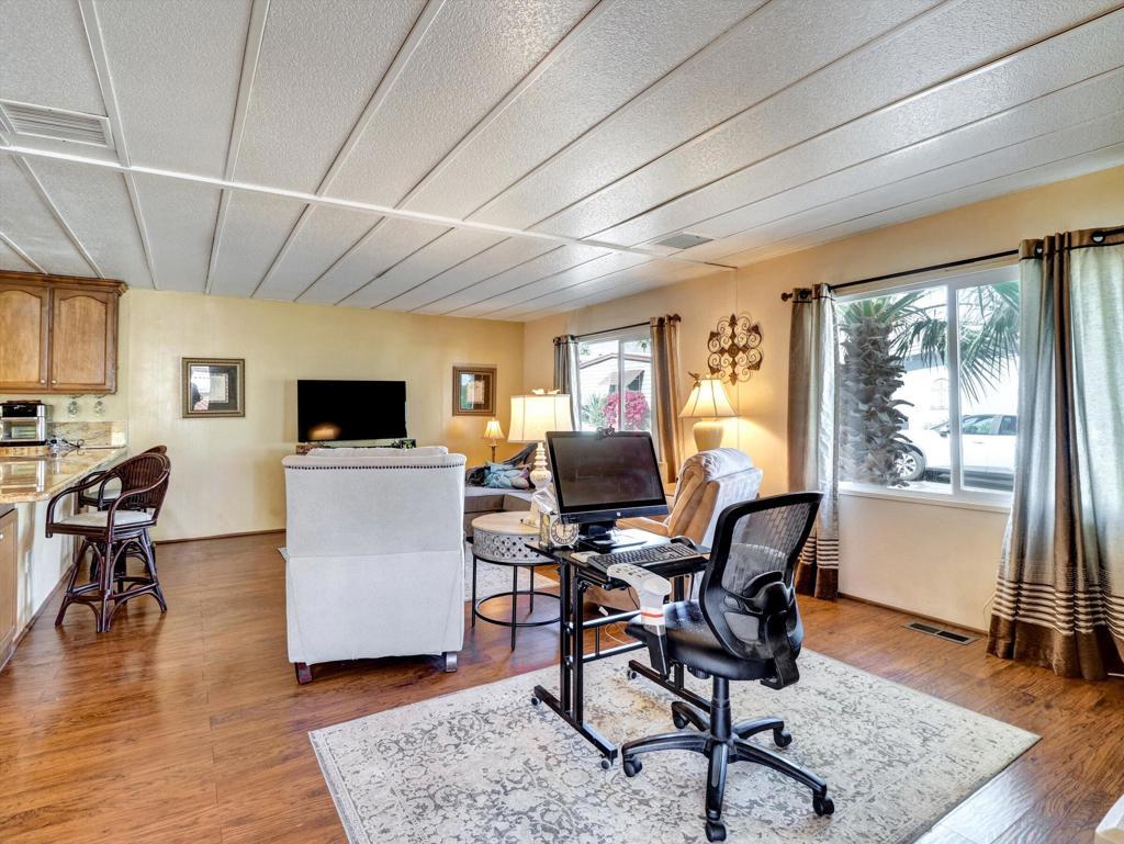 49305 California 74 139