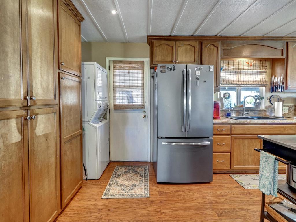 49305 California 74 139