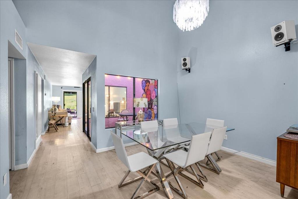 72303 Sommerset Drive