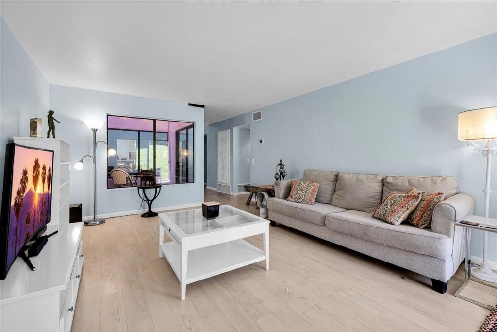 72303 Sommerset Drive