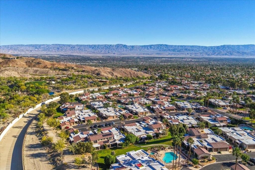 72303 Sommerset Drive