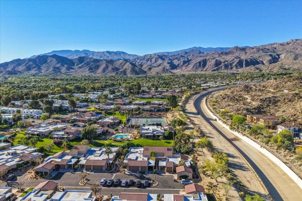 72303 Sommerset Drive