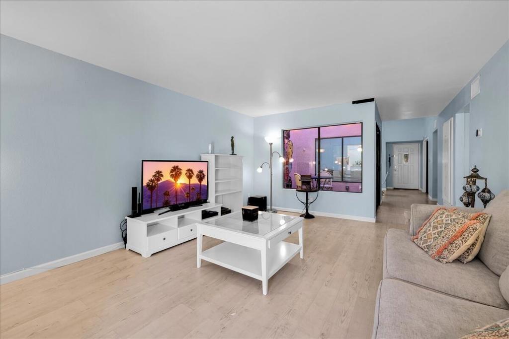 72303 Sommerset Drive