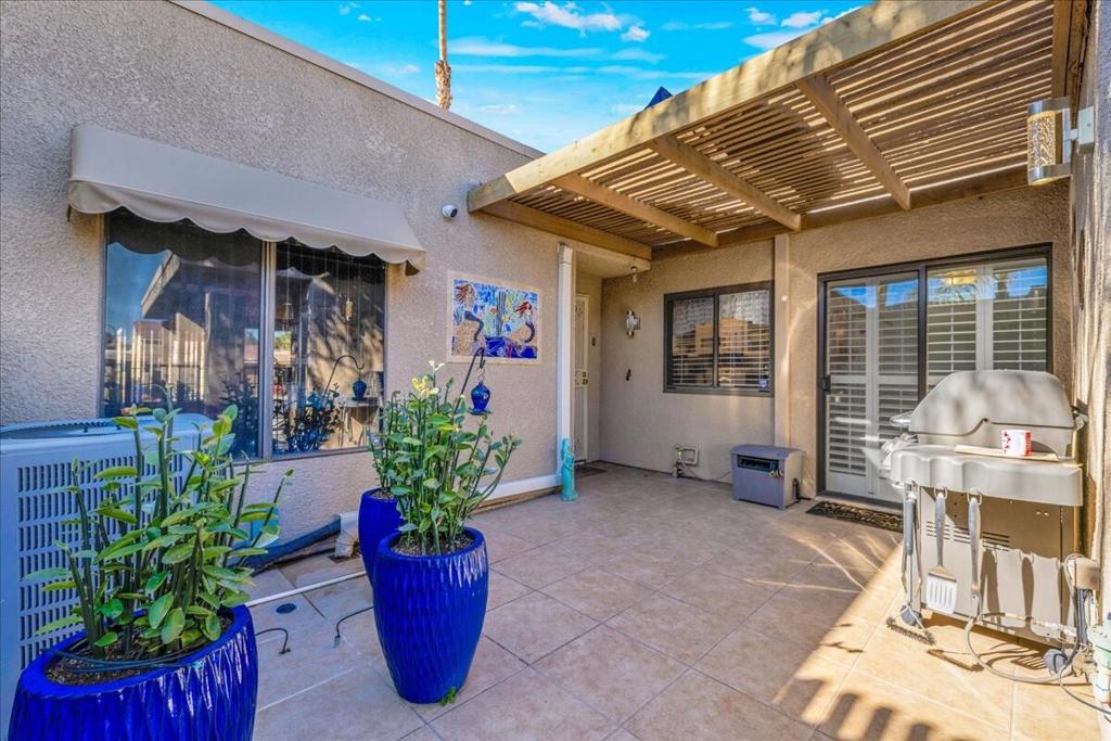 72303 Sommerset Drive