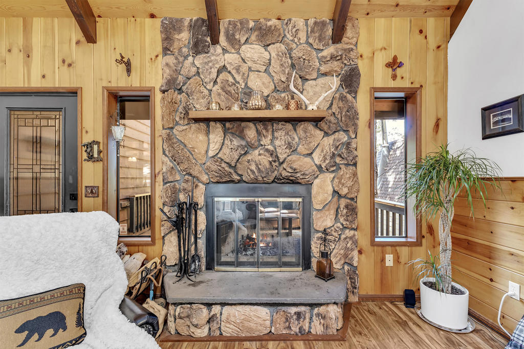 25840 Scenic Drive