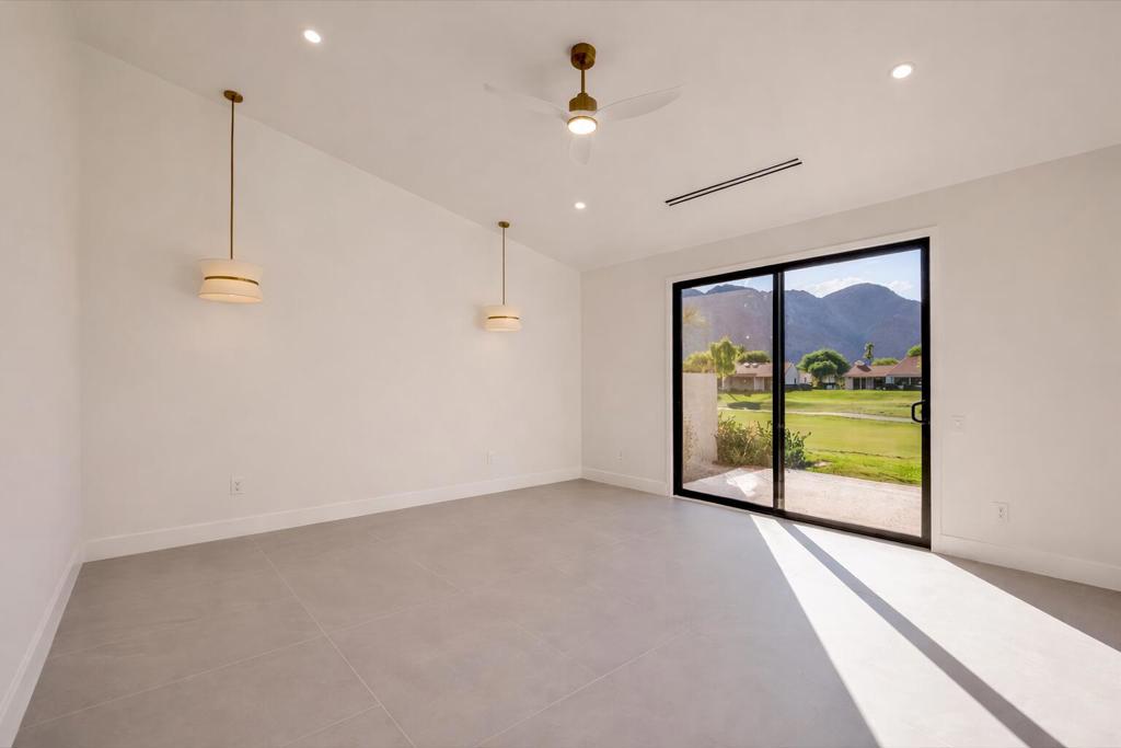 78136 Calle Norte